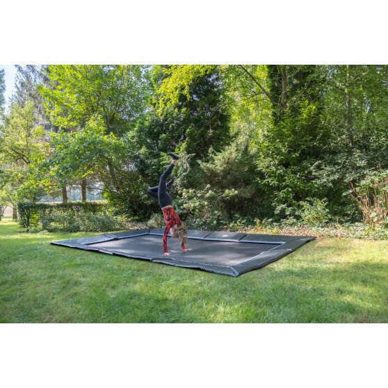 EXIT Dynamic groundlevel sports trampoline 275x458cm - zwart